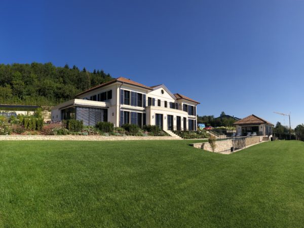 VILLA PRIVEE