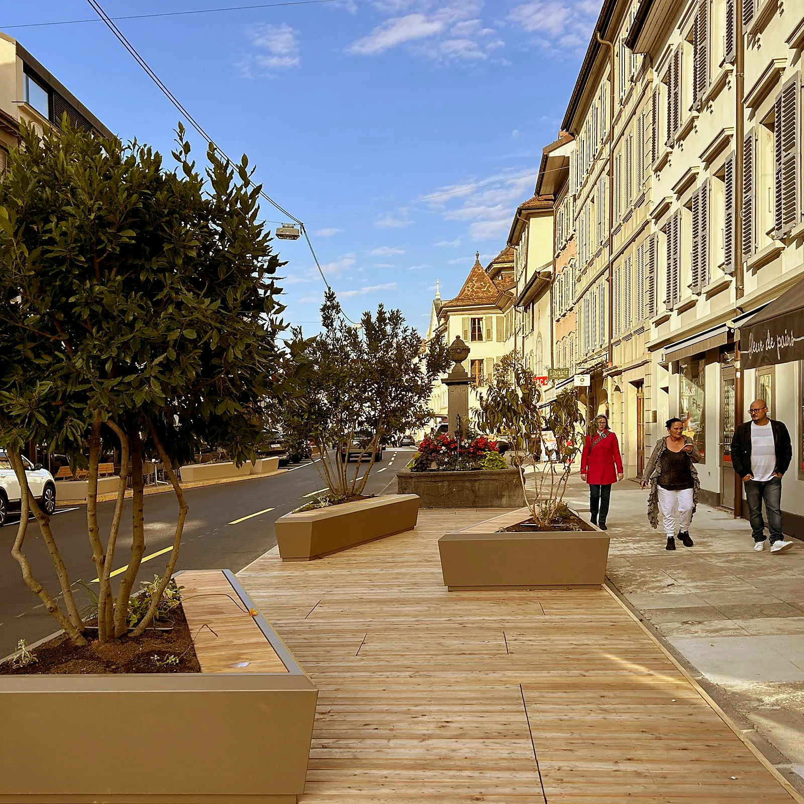 RUE LOUIS DE SAVOIE